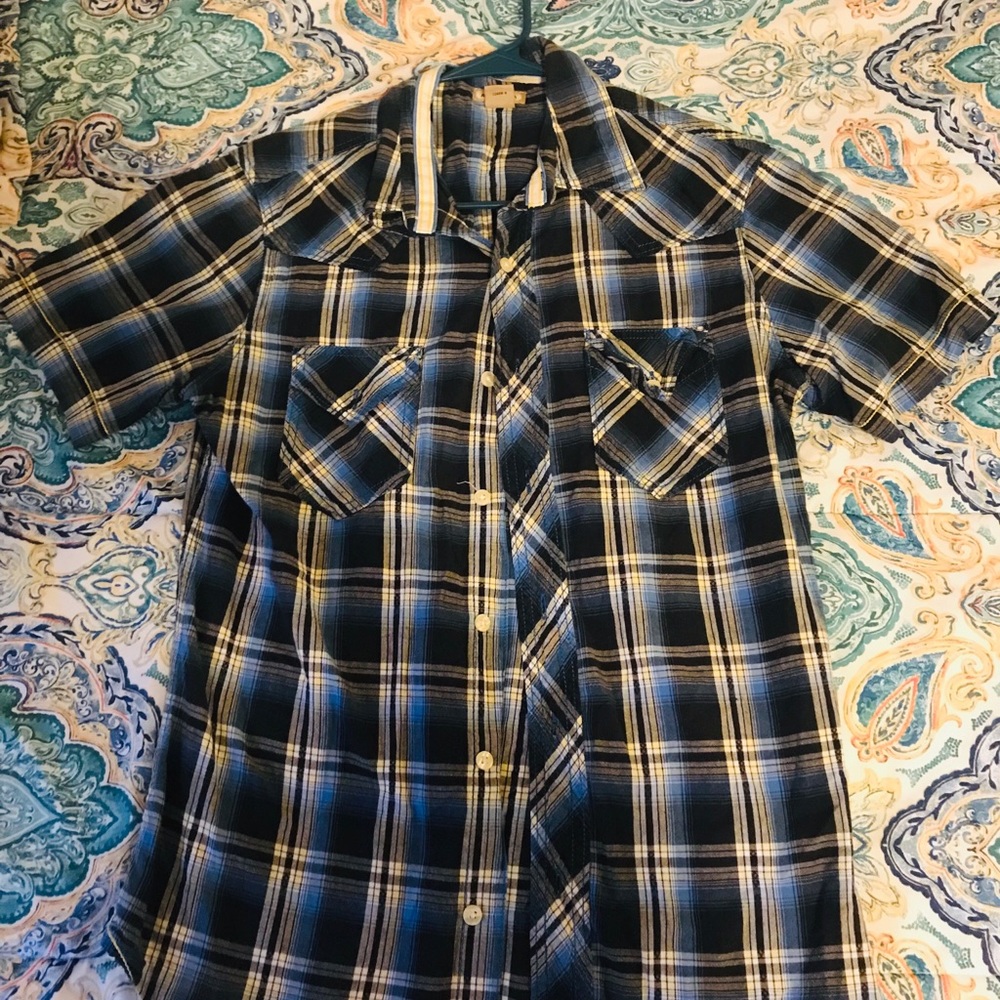 Men’s short sleeve shirt